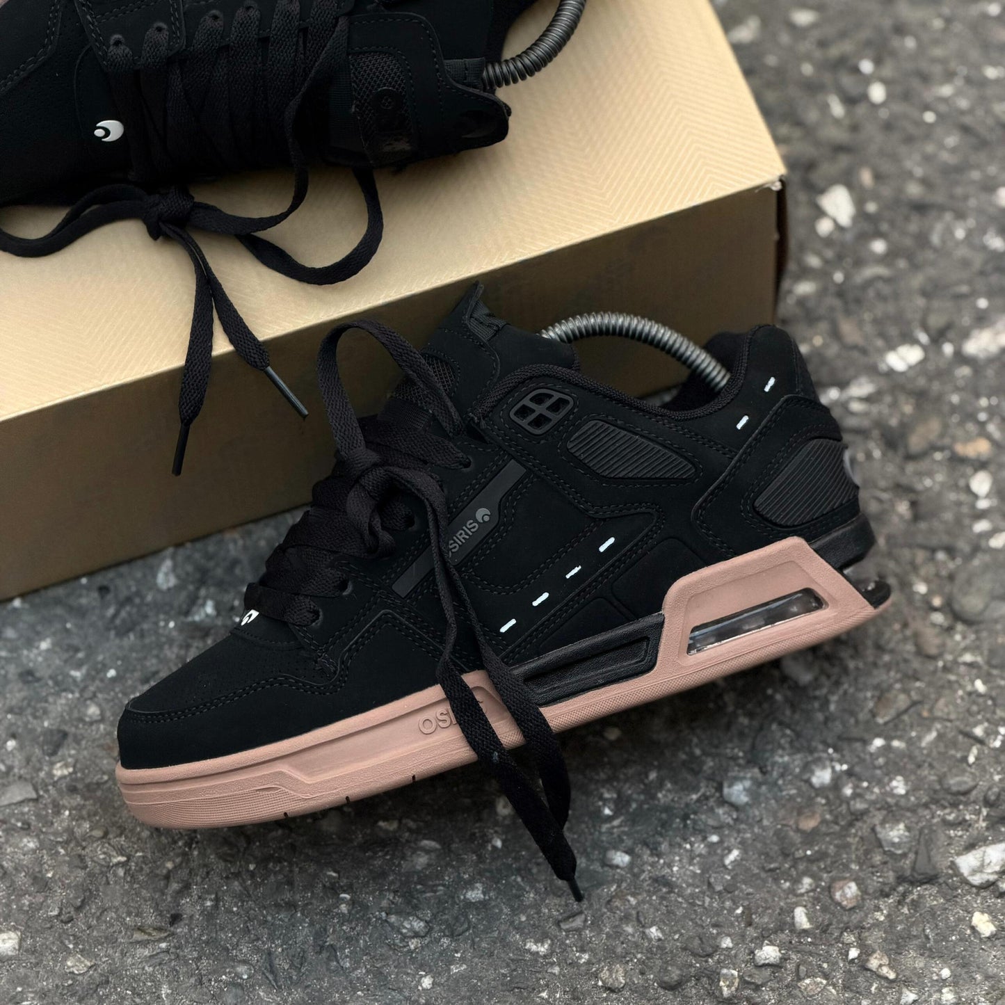 Sabre Heritage Classic Lace Up Sneakers