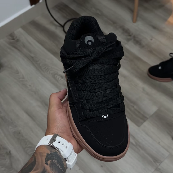 Sabre Heritage Classic Lace Up Sneakers